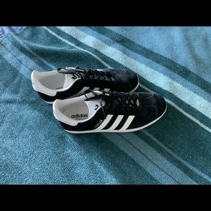 Adidas Gazelle shoes